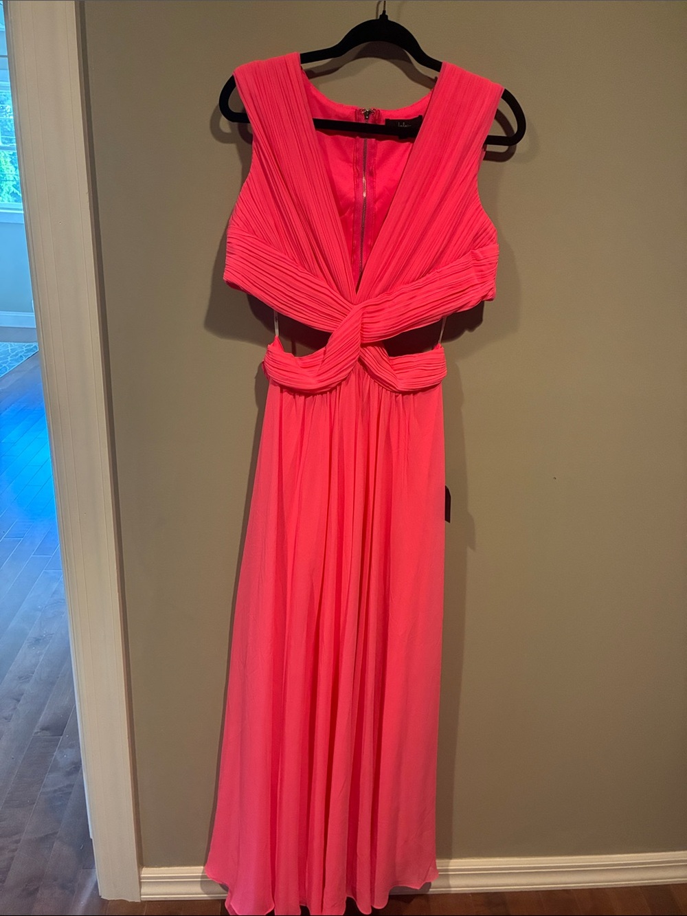 Lulu's Vibrant Coral Maxi Dress with Twist Cutout